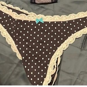 Aerie $7 undies !
